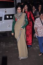 Sridevi snapped in Sabyasachi Dress on the sets of KBC on 18th Sept 2012 (6).JPG